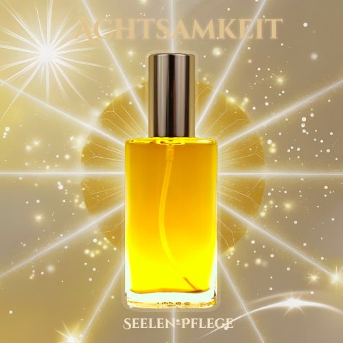 Seelen Spray Achtsamkeit in einer klaren Glasflasche mit goldfarbener Verschlusskappe und strahlend gelber Füllung – energetisches Aura-Spray zur Förderung von innerer Klarheit, bewusster Wahrnehmung und achtsamer Präsenz im Alltag.