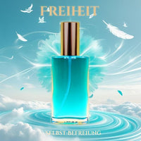 Seelen Spray Freiheit in einer eleganten Glasflasche mit goldfarbener Verschlusskappe und leuchtend türkisfarbener Füllung – energetisches Aura-Spray zur Befreiung von alten Mustern, für innere Weite, Selbstbestimmung und seelische Leichtigkeit.